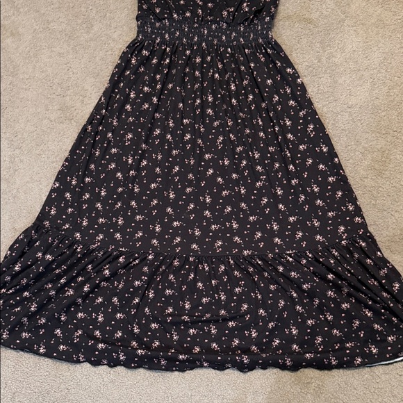 Charming Black Floral Kids Dress from Stitch Fix - Picture 3 of 9